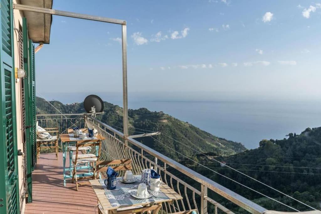 La Finestra Sul Mare A Drignana Villa Vernazza Exterior photo